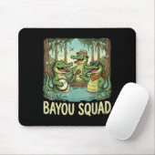 Bayou Squad Louisiana Alligator Retro Wildlife Tra マウスパッド (マウス)