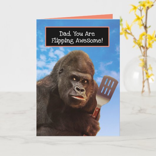 BBQおもしろい父の日を素晴らし反転させるゴリラ カード (黄色い花)