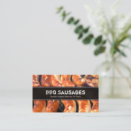 BBQでのソーセージのクローズアップ写真 – 名刺 (スタンド正面)