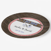 BBQカップル素朴のシャワーを行う木製ギンガム ペーパープレート (アングル)