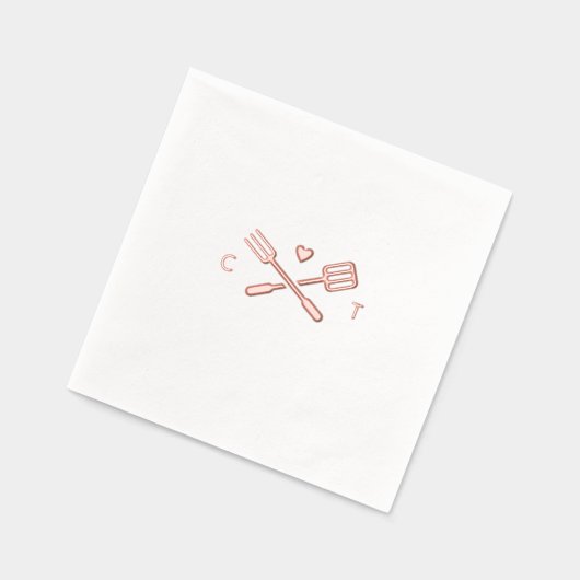 BBQシャワーを行うグリリングのツールとイニシャル 箔ナプキン (左)