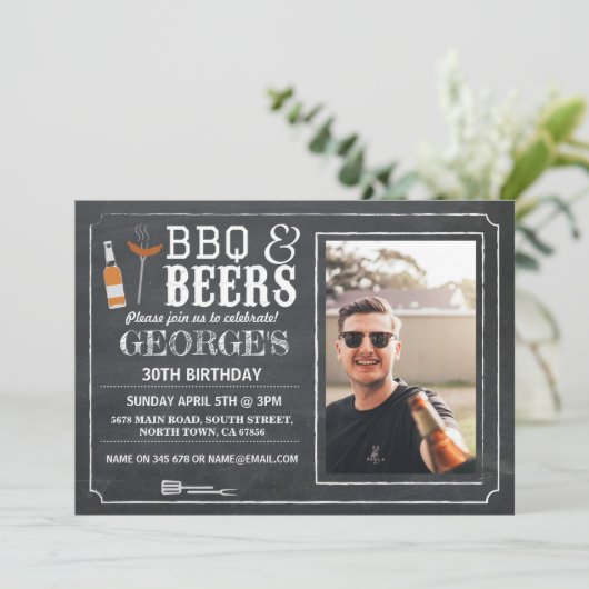 BBQ&ビアーズバースデーパーティーフォトチョーク招待状 招待状 (スタンド正面)