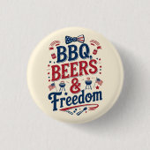 BBQ、ビール、自由 - レトロな7月4日の雰囲気 缶バッジ (正面)