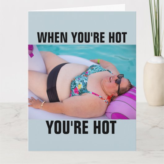 BBWビッおもしろいグガール入浴美しい誕生日カード カード (正面)