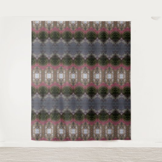 BC秋ツリーイカット6 タペストリー (正面)