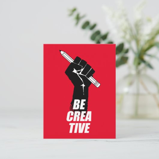 Beクリエイティブ – アーティストが拳を上げる ポストカード (スタンド正面)