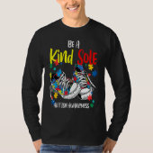 Be A Kind Sole Autism Awareness Rainbow Trendy Puz Tシャツ (正面)