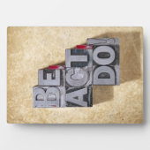 Be、Act、Do フォトプラーク (正面)