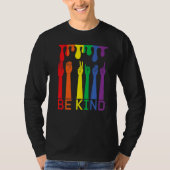 be child, rainbow colours, hands with finger langu tシャツ (正面)