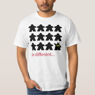 Be different - Batmeeple Tシャツ
