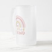 Be Kind ASL III – アメリカ手話 フロストグラスビールジョッキ (正面左)