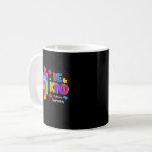 Be Kind Puzzle Pieces Tie Dye Cute Autism Awarenes コーヒーマグカップ (正面左)
