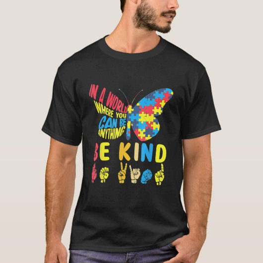 Be Kind Puzzle Sign Language Hand Talking Autism Tシャツ (正面)