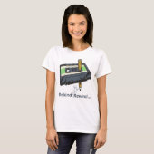 「Be Kind..rewind」のレトロプリントTシャツ(女性用) Tシャツ (正面フル)