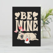 Be Mine:バレンタインデーおもしろいの可愛いパグ&ラブレター シーズンカード (スタンド正面)