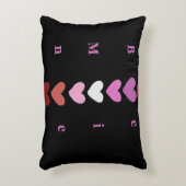 Be Mine Minimal Heart Stack Valentine T-Shirt アクセントクッション (正面(垂直))