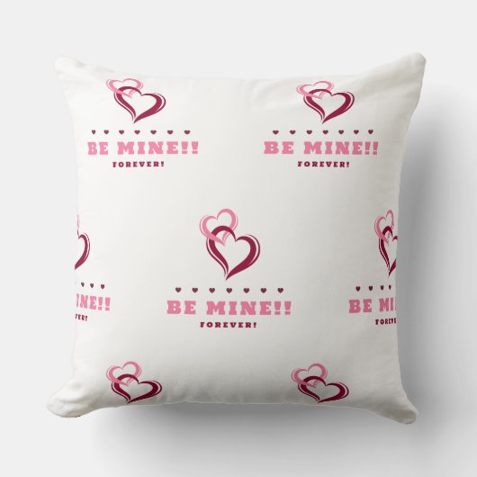 Be Mine Throw Pillow クッション (正面)