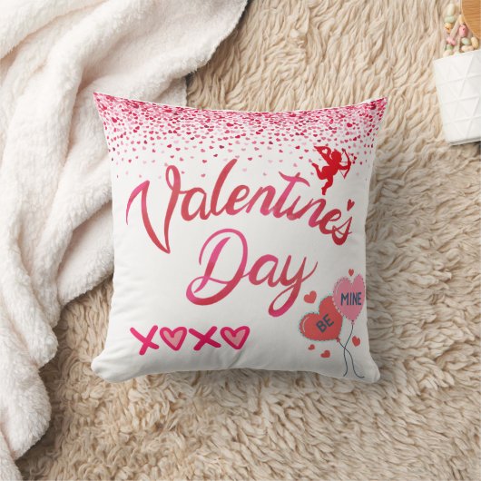 Be Mine Throw Pillow クッション (ブランケット)