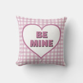 Be Mine Valentine Pink and White Plaid Gingham クッション (正面)