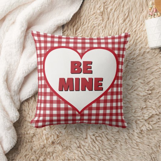 Be Mine Valentine Red and White Plaid Gingham クッション (ブランケット)