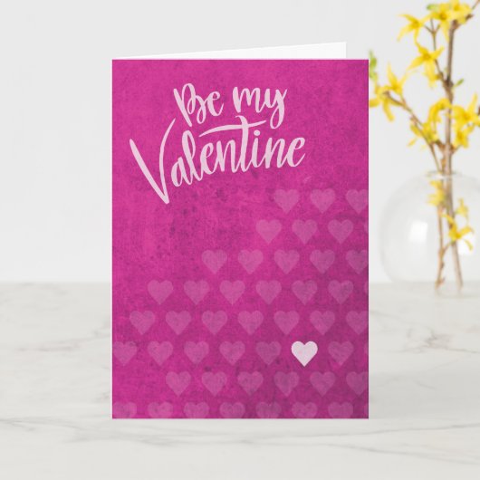 Be My Valentine Valentine's Day Pink Grunge Hearts カード (黄色い花)