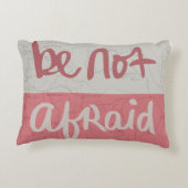 Be not afraid アクセントクッション (裏面)