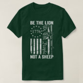 Be The Lion Not A Sheep - Pro Gun 2nd Amendment AR Tシャツ (デザイン正面)