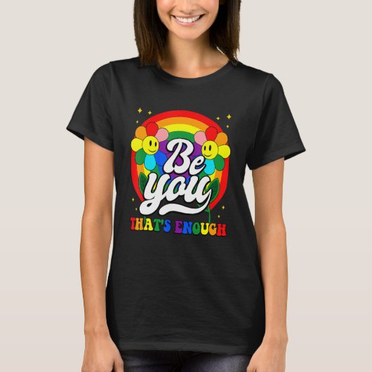 Be YouプライドLgbtqゲイLgbt Ally Rainbow Flag Retr Tシャツ (正面)