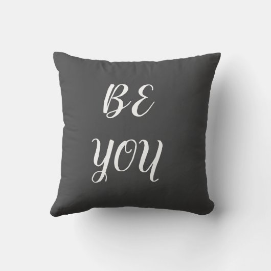 Be You Pillow – Minimal Quote Throw Pillow クッション (裏面)