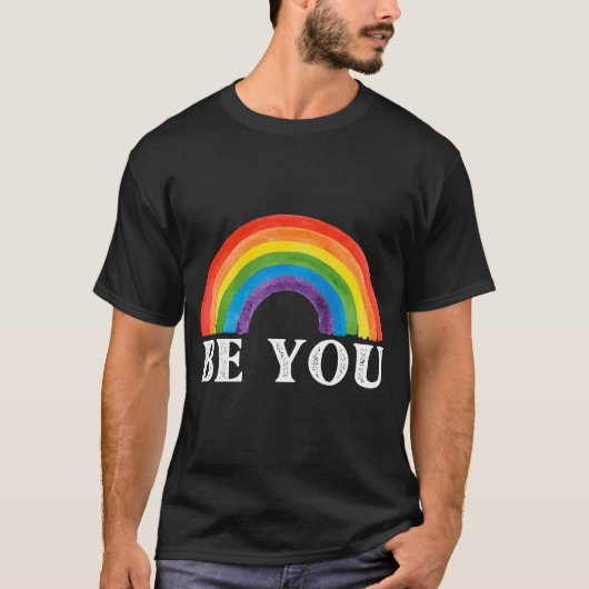 Be You Shirt、LGBT Shirt、Tシャ感動的ツ Tシャツ (正面)