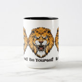 Be Yourself – 姿勢引用文コーヒーマグ ツートーンマグカップ (中央)