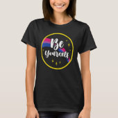 Be Yourself Bisexual Rainbow Bi Pride Flag Lgbtq W Tシャツ (正面)