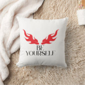 Be Yourself - Empowering Minimalist引用文デザインf クッション (ブランケット)