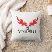 Be Yourself - Empowering Minimalist引用文デザインf クッション (ブランケット)