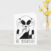 Be Yourself - Funny Alien Motivational S  カード (黄色い花)
