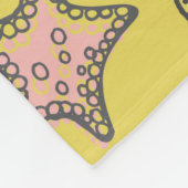 beach accessories. seamless pattern フリースブランケット (角)