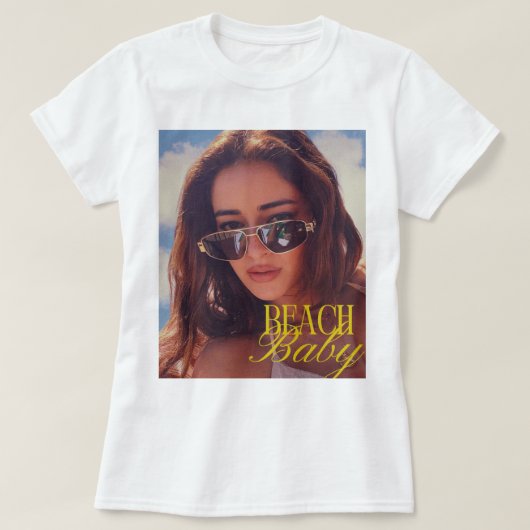 Beach Baby (アナンヤ・パンダイ) Tシャツ (デザイン正面)