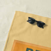 Beach Blonde Pin-Up Mermaid - Yellow Retro Coastal ビーチタオル (インサイチュ)