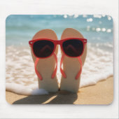 Beach Flip-flops with Red Sunglasses マウスパッド (正面)