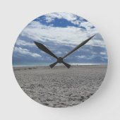 BEACH MORNING ラウンド壁時計 (正面)