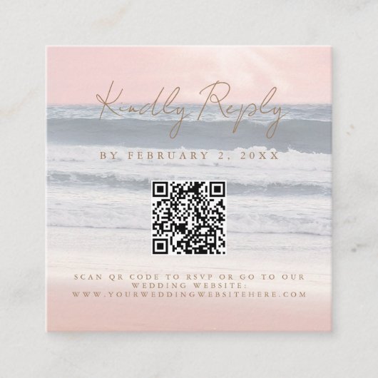 Beach Sunset Seaside Wedding Scan Code RSVP エンクロージャーカード (正面)
