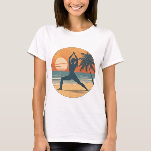Beach Sunset Yoga Silhouette | Coastal Yogi Life Tシャツ (正面)
