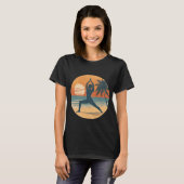 Beach Sunset Yoga Silhouette | Coastal Yogi Life Tシャツ (正面フル)