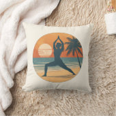 Beach Sunset Yoga Silhouette | Reversible Coastal クッション (ブランケット)