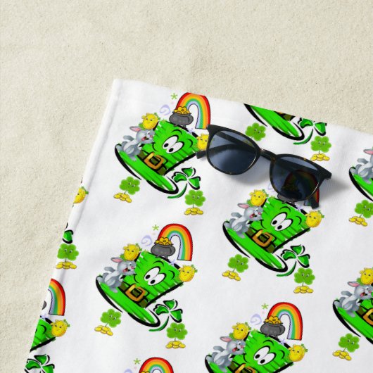 Beach Towel Happy St. Patrick's Day Rabbit ビーチタオル (インサイチュ)