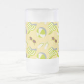 Beach vacay pattern with sunglasses and sun hat  フロストグラスビールジョッキ (中央)