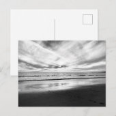 Beach view in black and white ポストカード (正面/裏面)