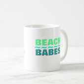 BEACHBABES.us mug コーヒーマグカップ (正面右)