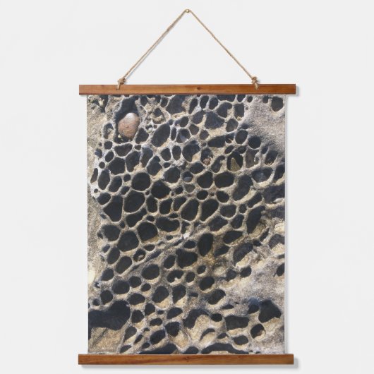 Beachy Bubbly Rocks  吊り下げ型タペストリー (正面)