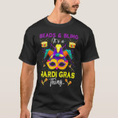 Beads And Bling It's A Mardi Gras Thing Carnival M Tシャツ (正面)